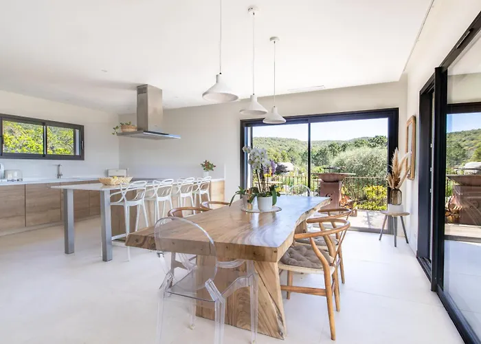 Вилла Mare E Macchia Леччи